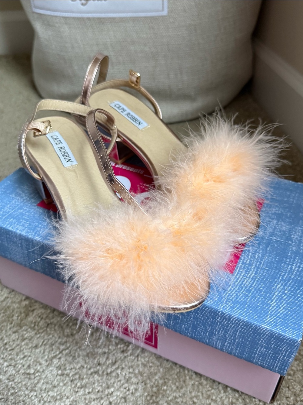 Cape Robbin Faux Fur Rosegold Chunky Kitten Heels